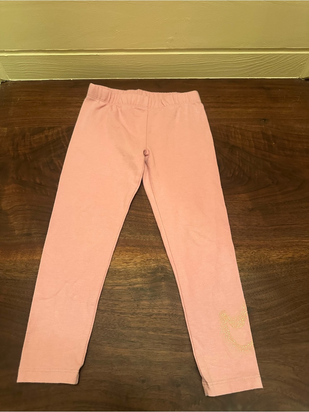 Nike Pink Girls' Stretch Leggings with Subtle Gold Swoosh